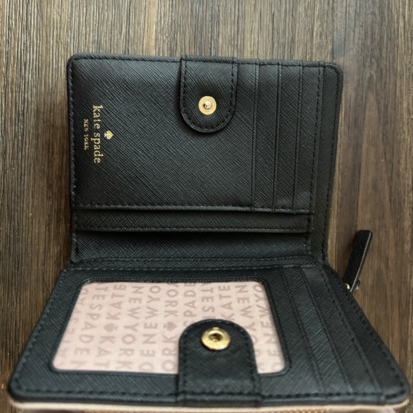 Kate Spade wallet - Picture 2 of 2